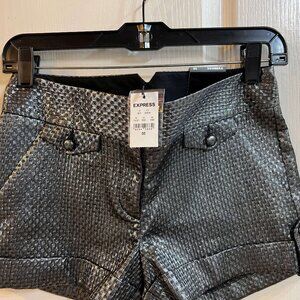 Express Short